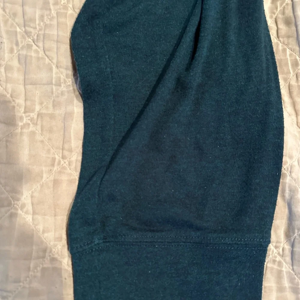 Women’s Size- large- Old Navy turquoise Drawstring sweat Pants - Picture 2 of 10
